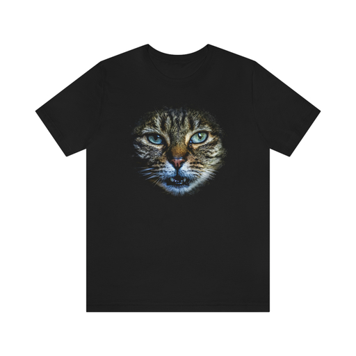 T-shirt with a design of a fierce-looking tabby cat